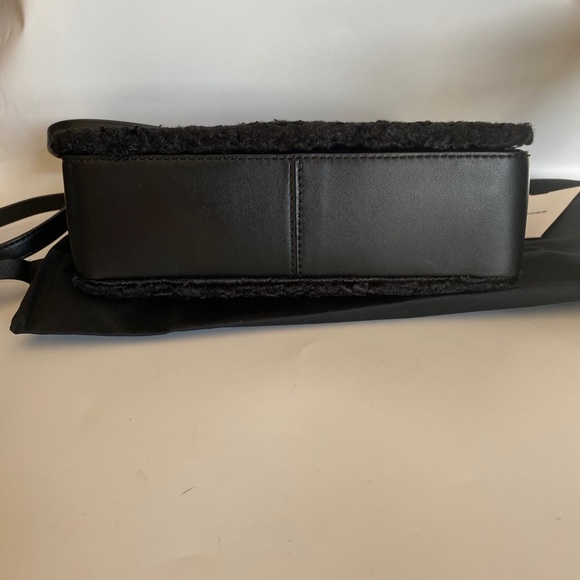 Marc Jacobs🌼NEW🌼J Link faux fur black - Picture 8 of 10